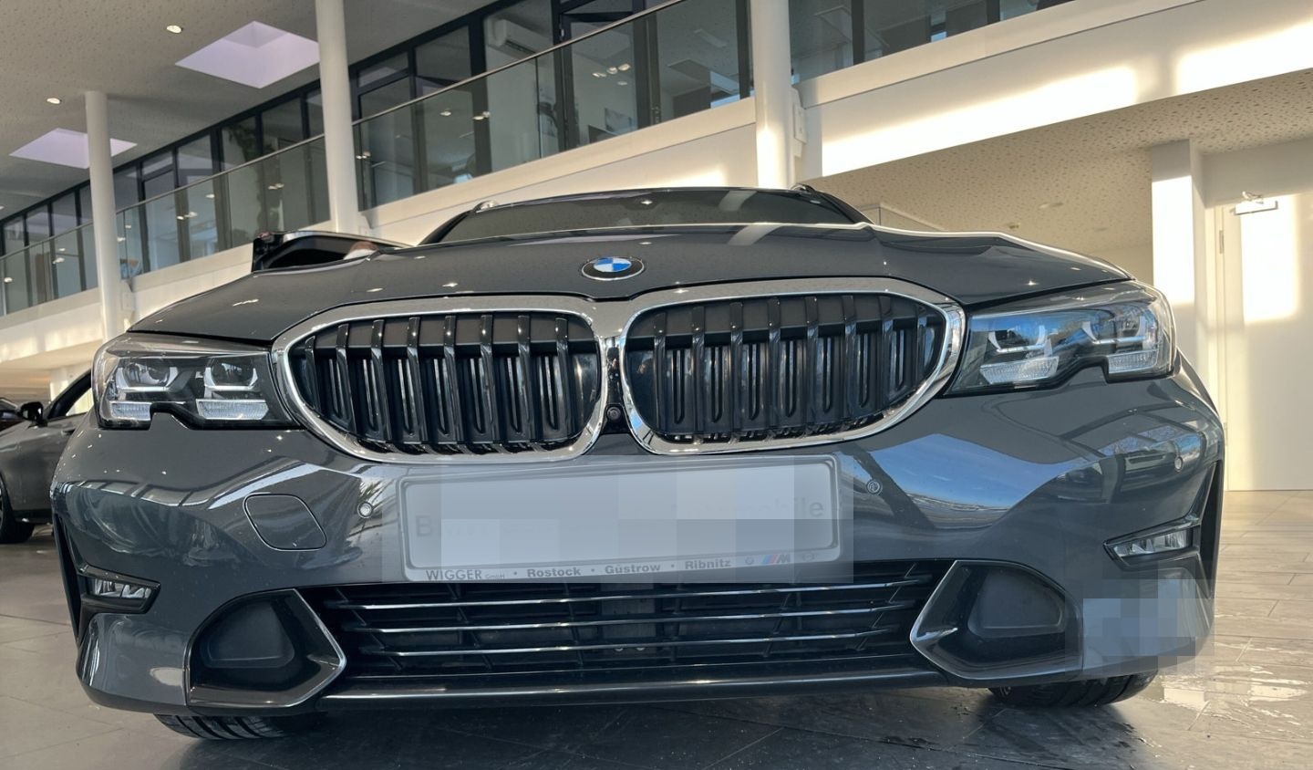 BMW 330 i Sport Line touring/Panodach/HarmanKardon foto 13