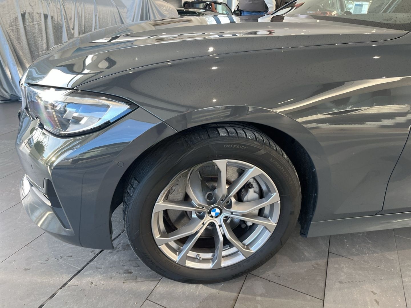 BMW 330 i Sport Line touring/Panodach/HarmanKardon foto 19