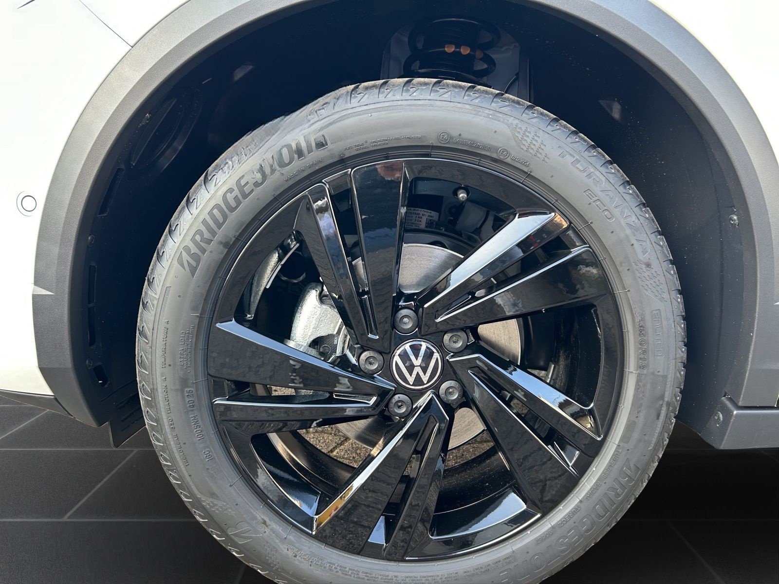 Volkswagen T-Roc Cabriolet R-Line 1.5 l TSI 150 PS DSG7 foto 8
