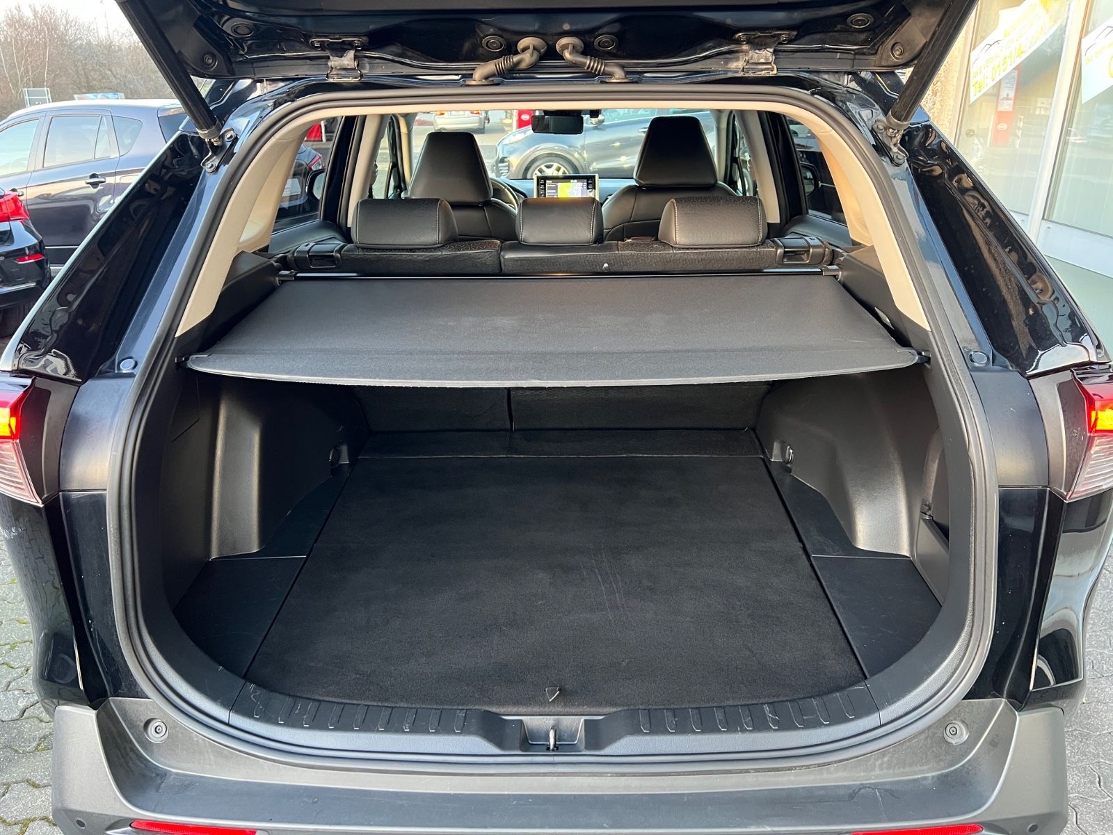 Toyota RAV4 Hybrid Club 2.5 VVT-I*LED*R-CAM*LEDER*ACC* foto 24