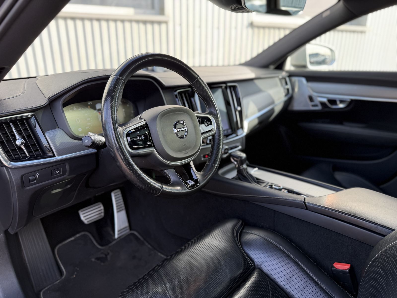 Volvo V90 R Design AWD PanoramaHead-Up B&W Leder foto 12