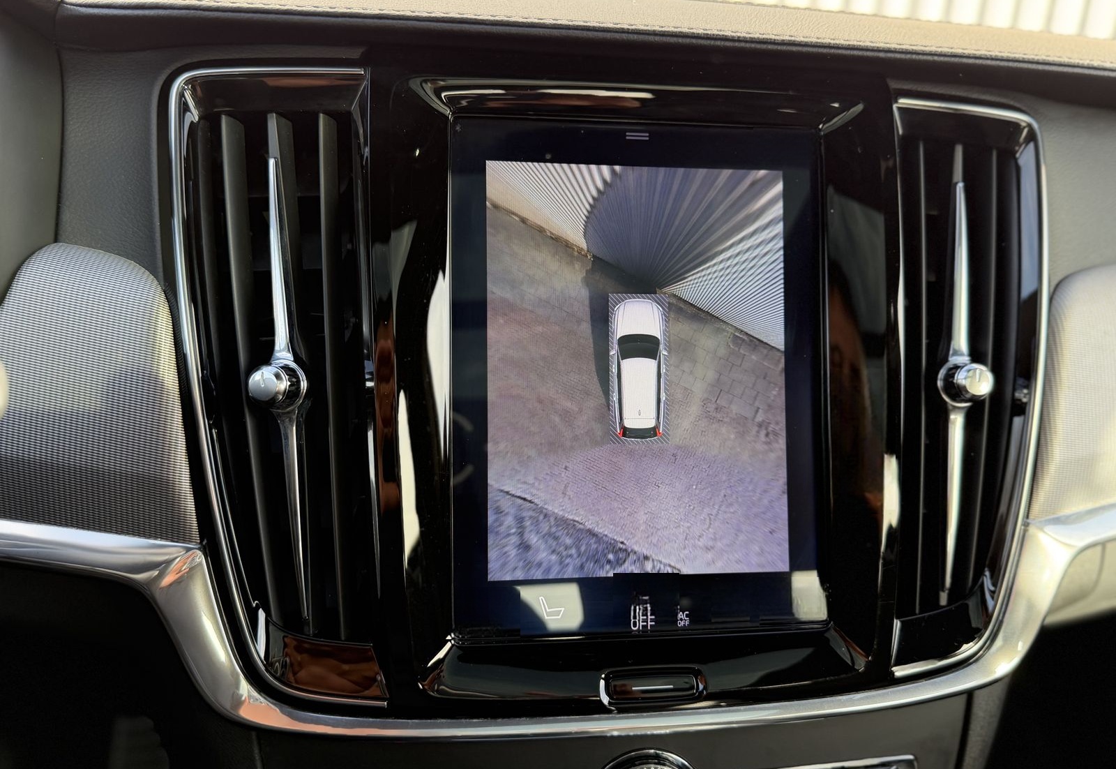 Volvo V90 R Design AWD PanoramaHead-Up B&W Leder foto 17