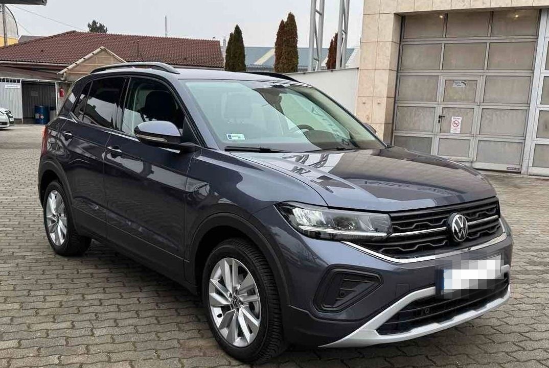 Volkswagen T-Cross 1.0 TSI DSG Life AHK ACC 17Z R2D App Kam foto 10