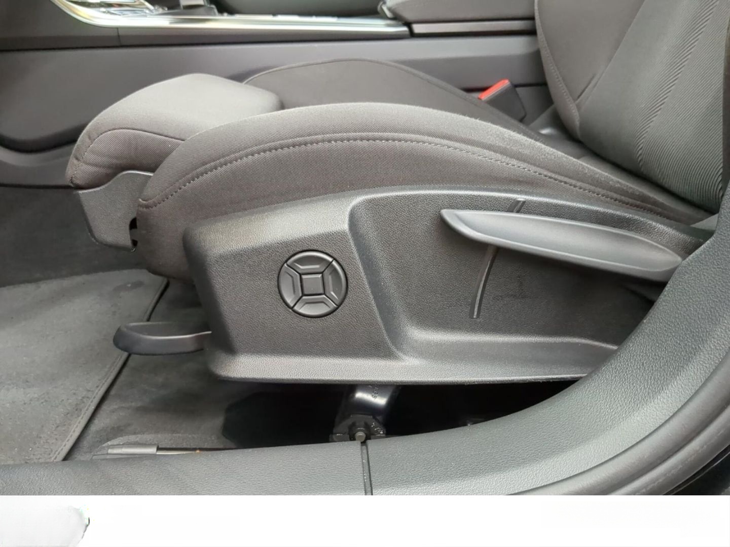 Audi A6 Avant 50 TFSI e Navi LED Pano virtual ACC foto 13