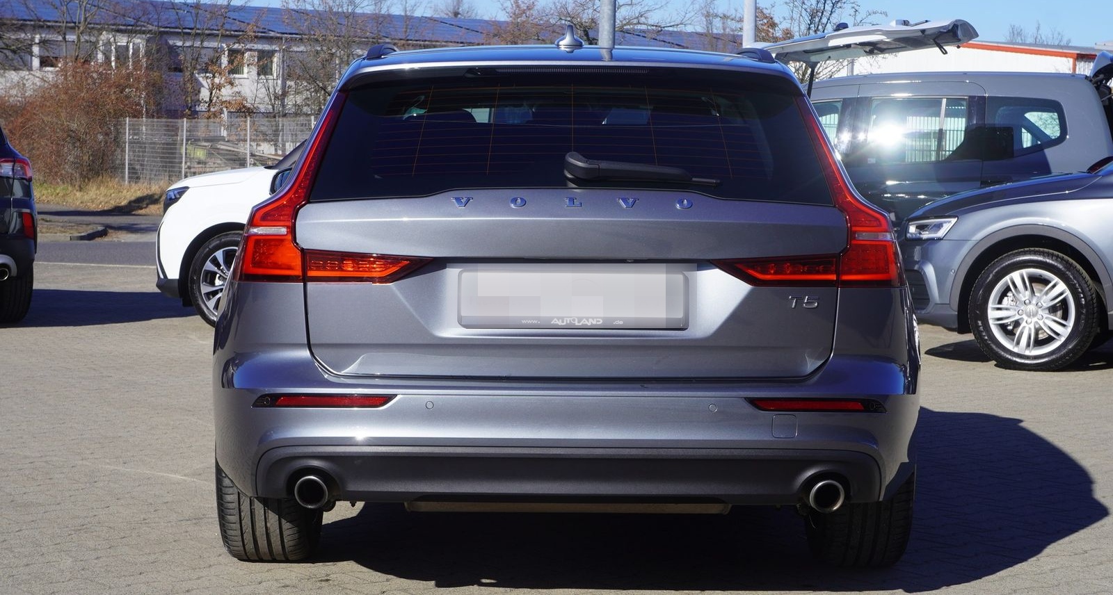 Volvo V60 Kombi T5 Momentum LED Navi Kamera Leder AHK foto 5