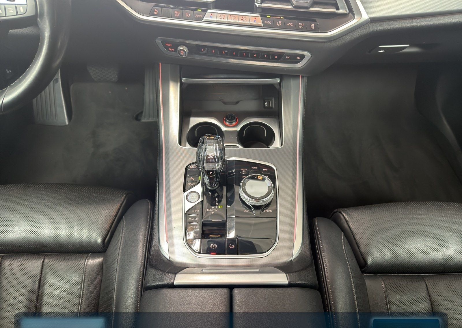 BMW X5 xDrive30d xLine Gestiksteuerung Stahndh. Head foto 15