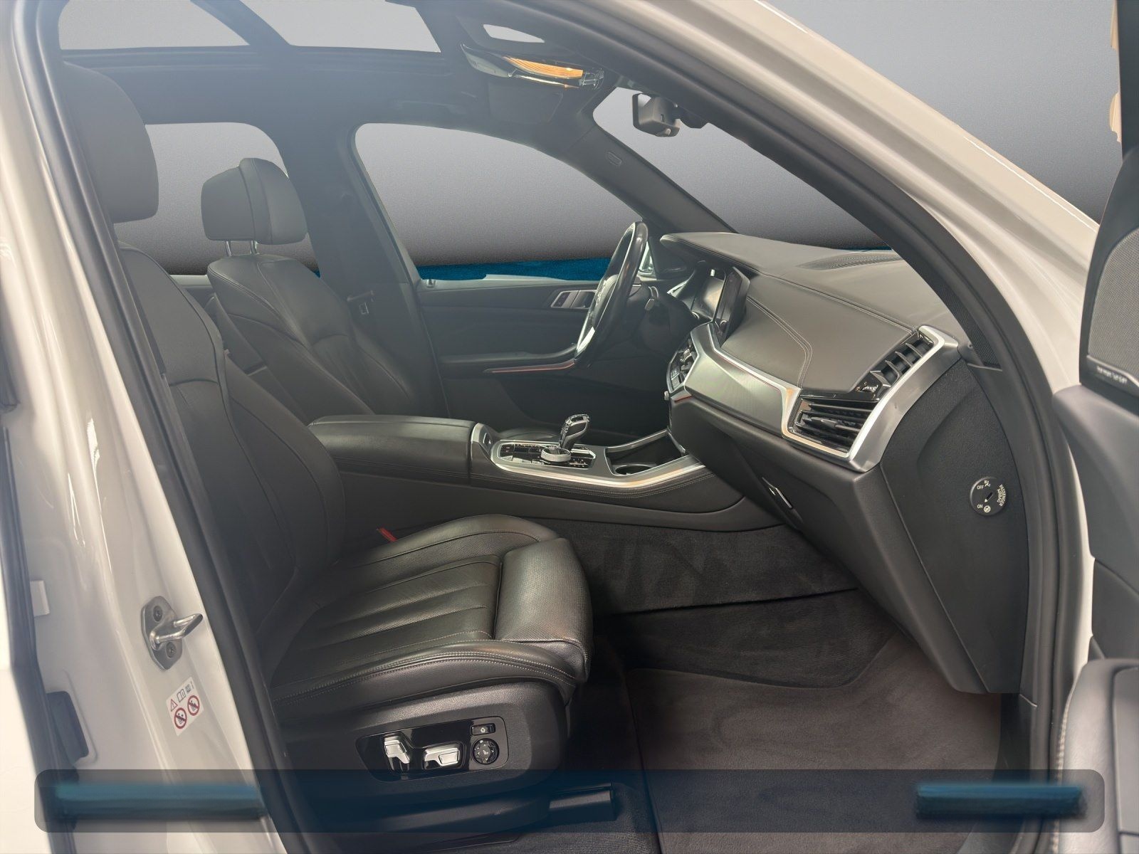 BMW X5 xDrive30d xLine Gestiksteuerung Stahndh. Head foto 18