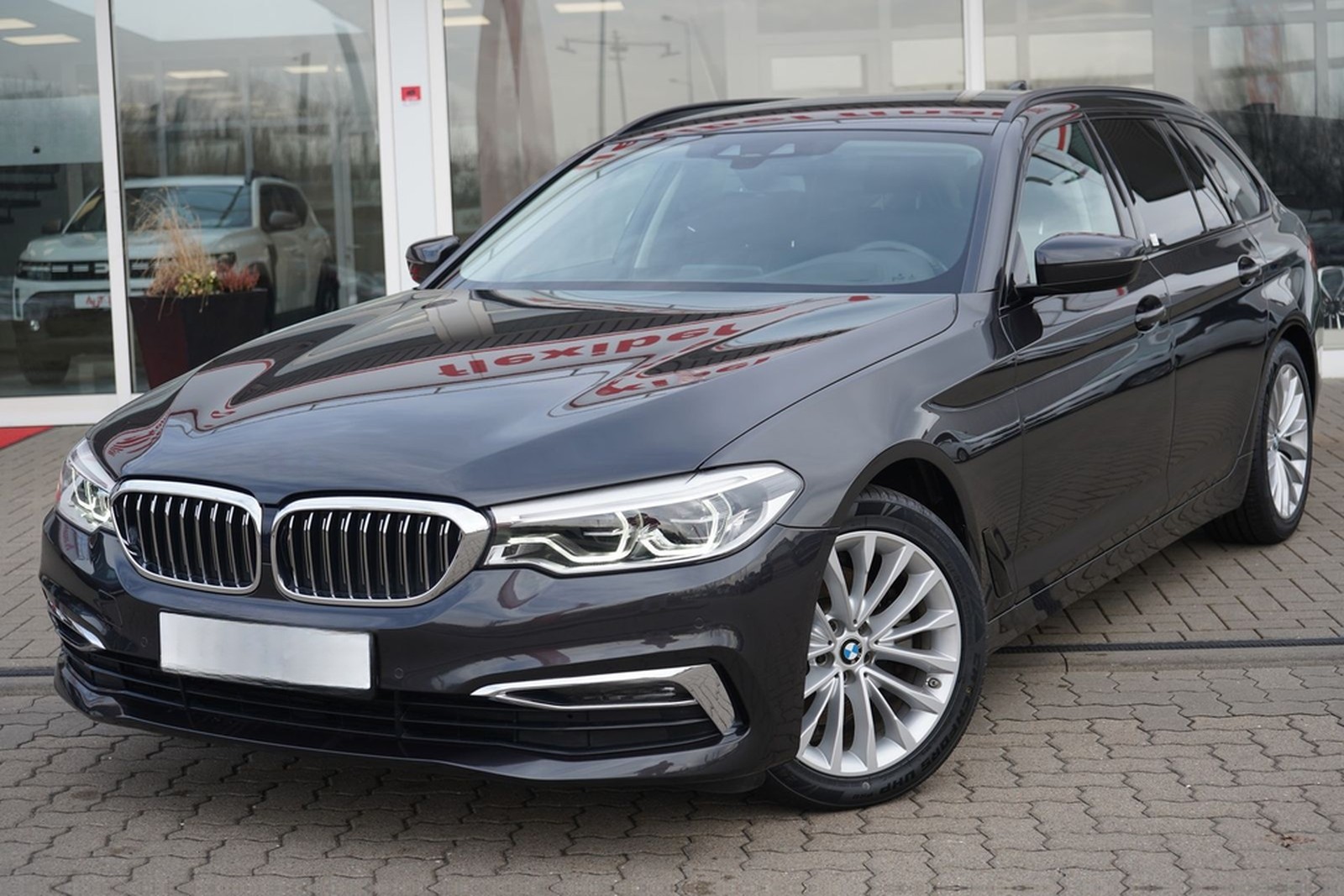 BMW 520d xDrive Luxury Line LED Navi Standheizung foto 2