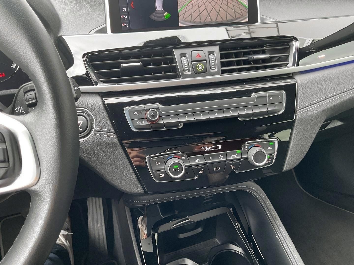 BMW X2 sDrive18i Aut Navi LED SHZ RFK Klimaaut DAB foto 12