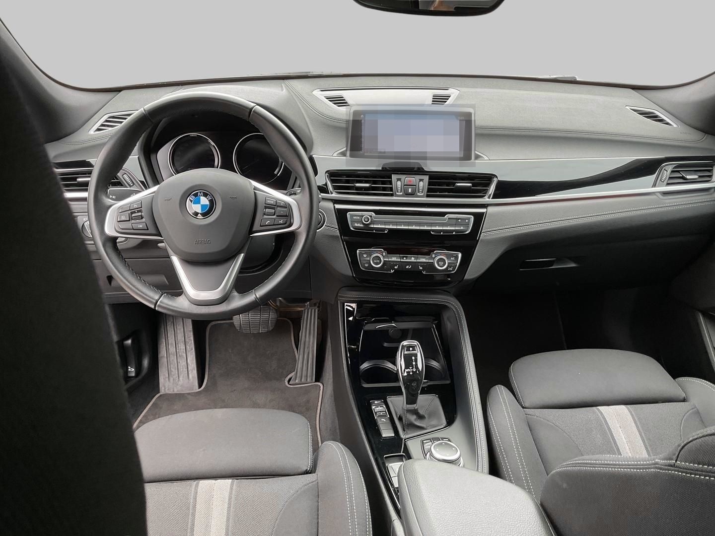 BMW X2 sDrive 18i Aut Navi LED SHZ RFK Klimaaut DAB foto 7