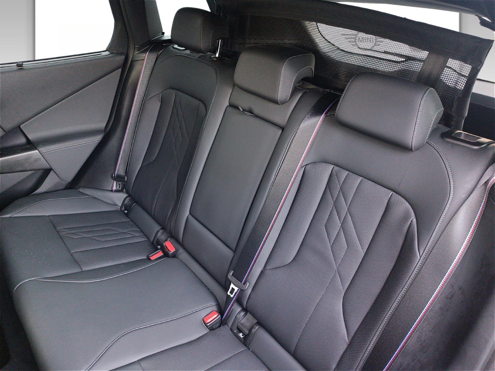 BMW X3 M50 i xDrive M Sport PRO Iconic Glow AHK 20"  foto 11
