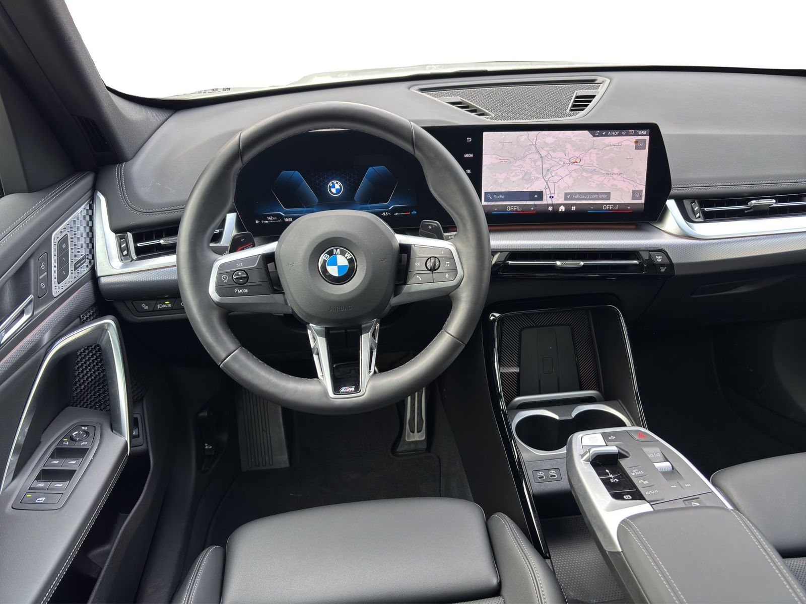 BMW X1 xDrive23i M Sport Navi AdapLED ACC AHK GSD Na foto 5