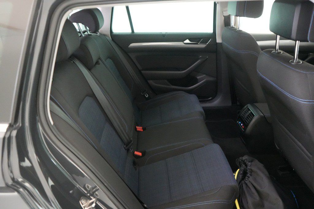 Volkswagen Passat Variant GTE 1.4 TSI DSG ACC Navi AHK foto 10