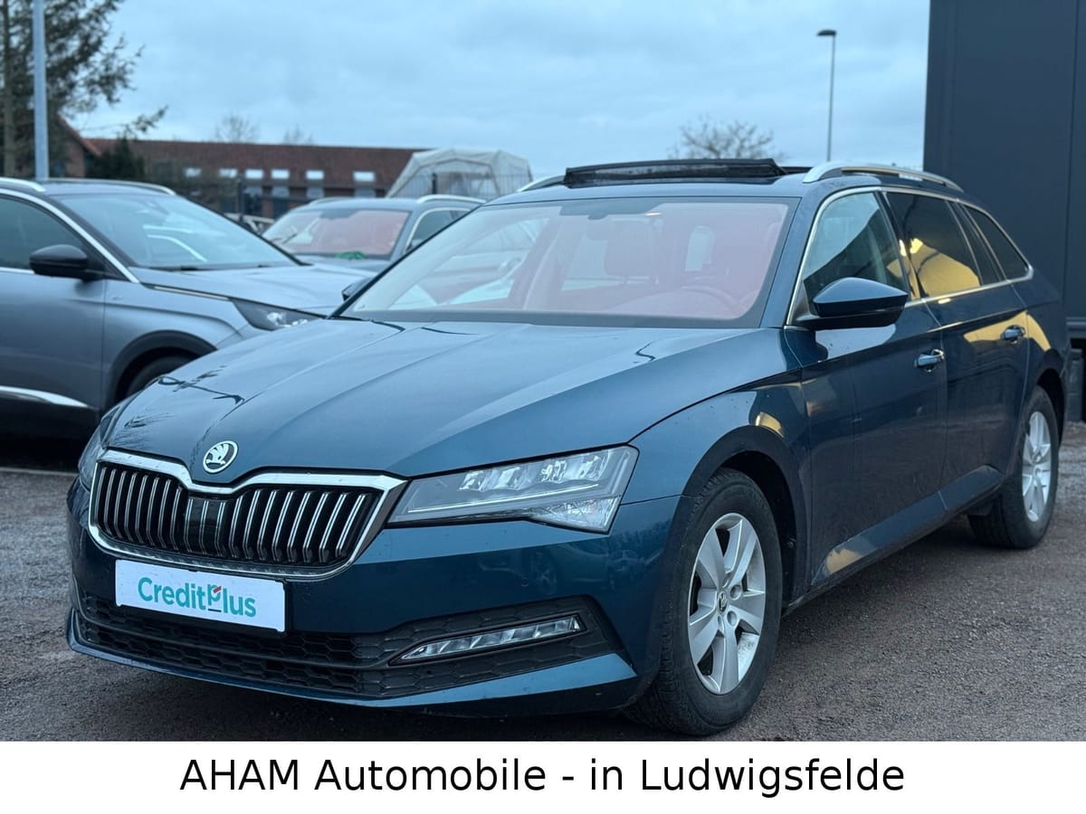 Skoda Superb Combi Ambition PANO LEDER KAM LED MEMORY