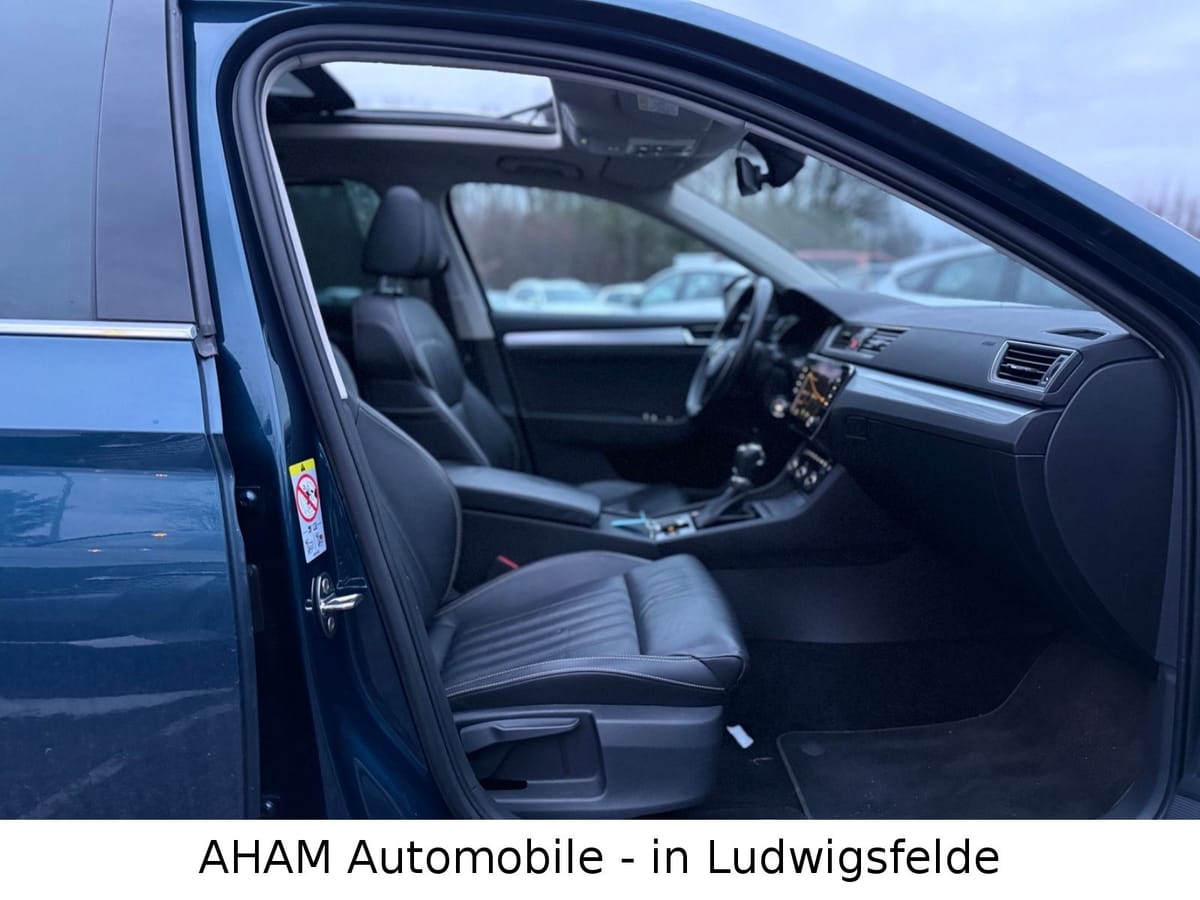Skoda Superb Combi Ambition PANO LEDER KAM LED MEMORY foto 17