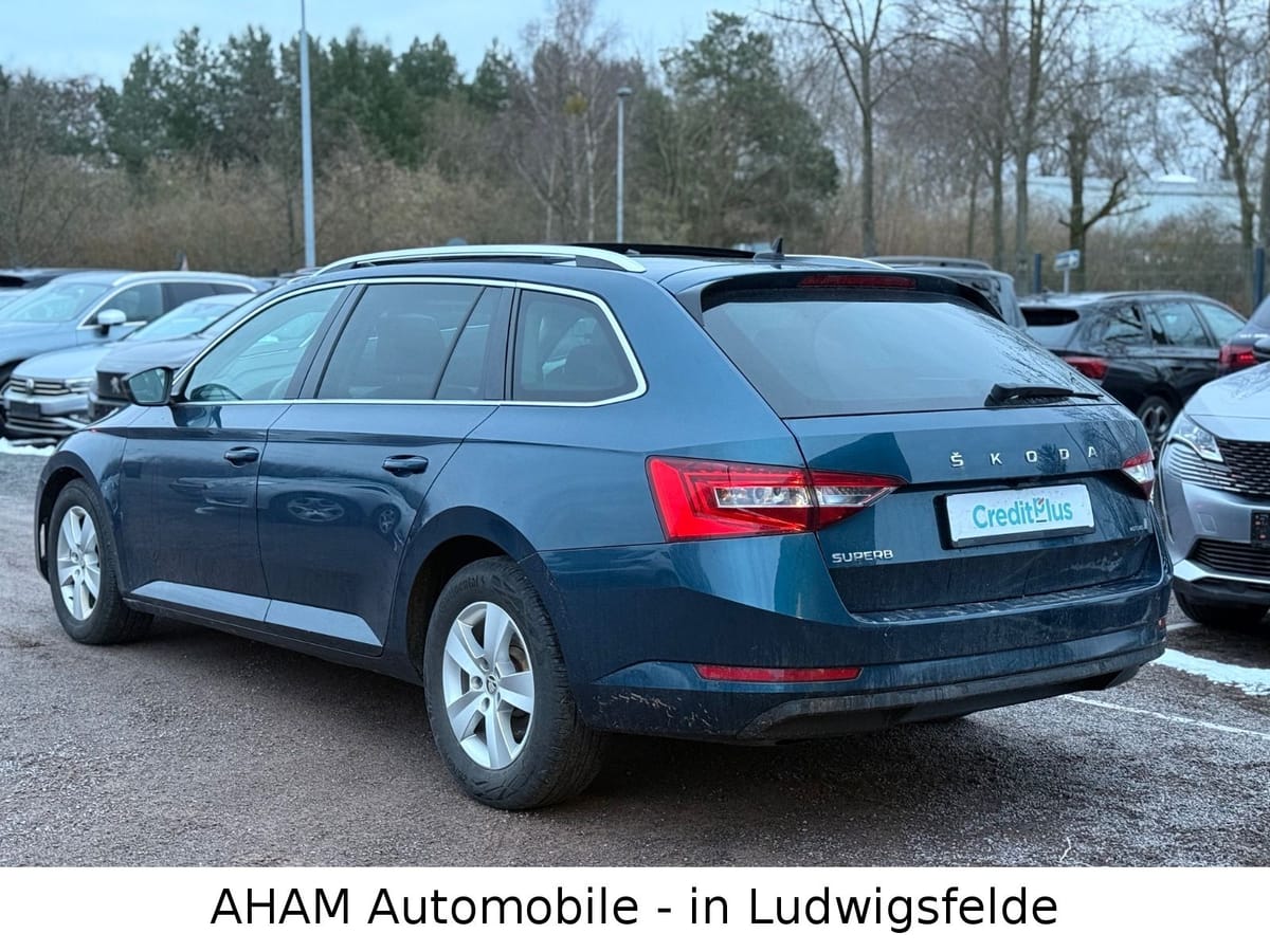 Skoda Superb Combi Ambition PANO LEDER KAM LED MEMORY foto 4