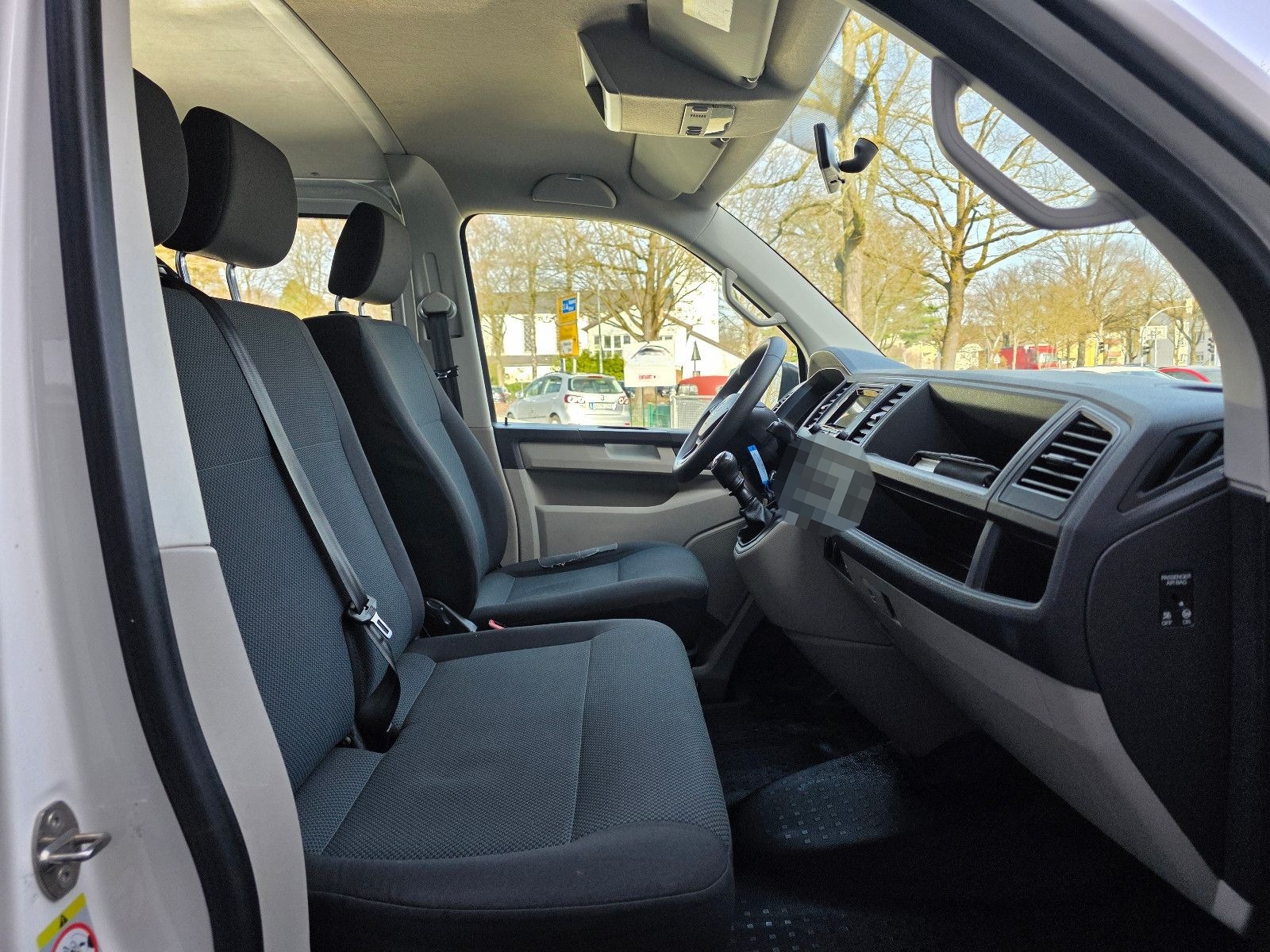 Volkswagen T6 Transporter 9Sitzer Klima AHK-TÜV/Service NEU foto 12