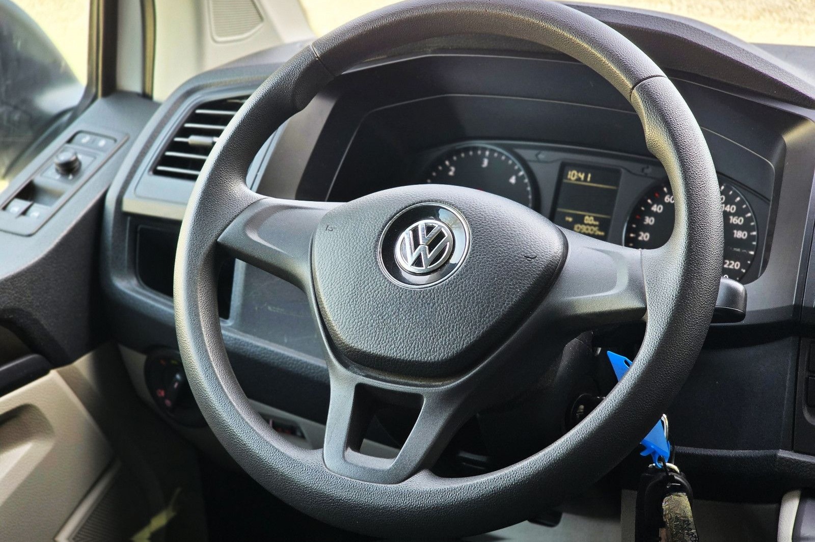 Volkswagen T6 Transporter 9Sitzer Klima AHK-TÜV/Service NEU foto 17