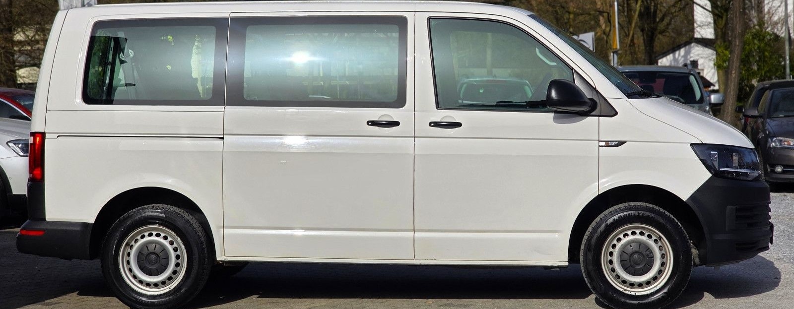 Volkswagen T6 Transporter 9Sitzer Klima AHK-TÜV/Service NEU foto 4