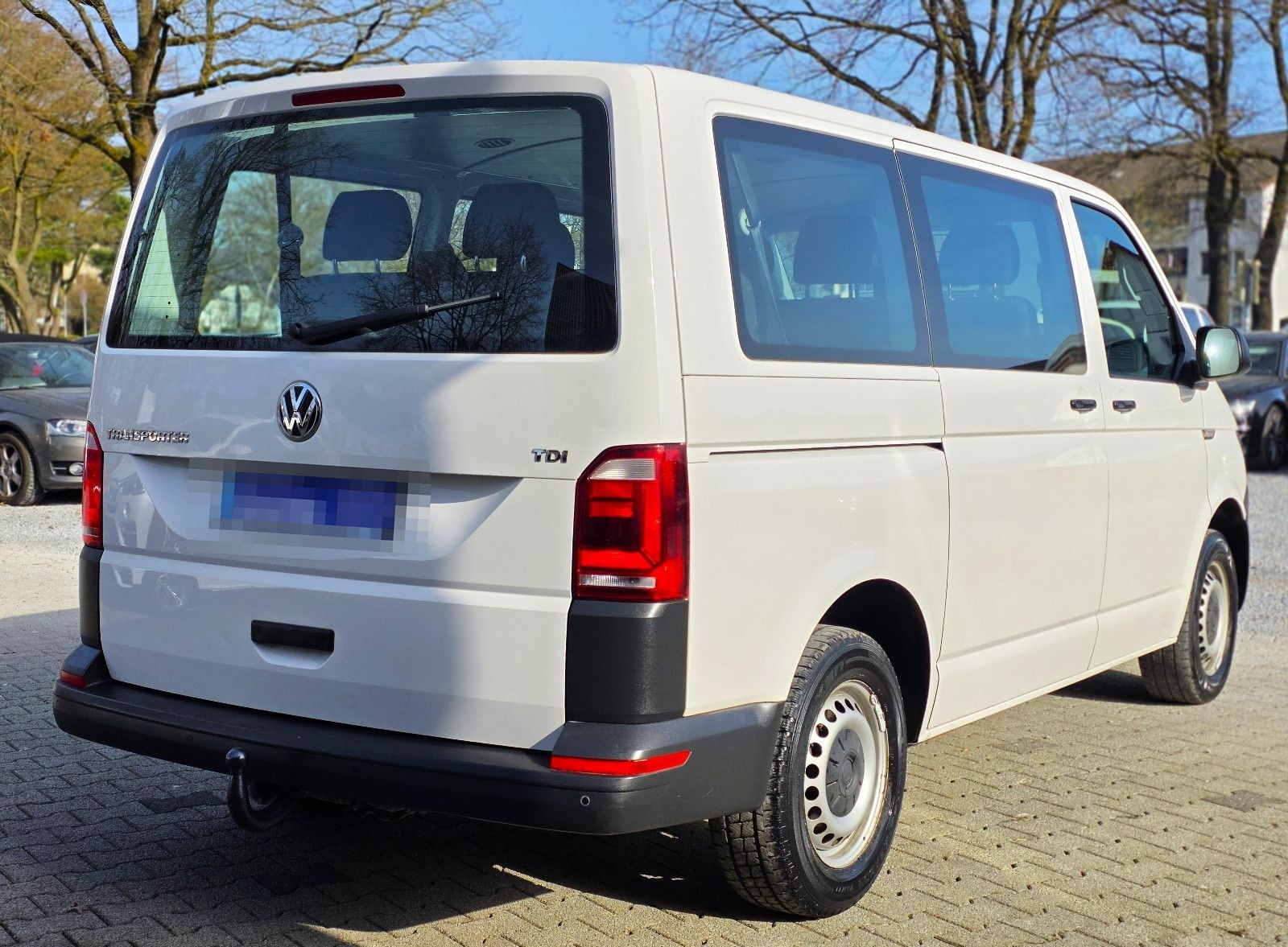 Volkswagen T6 Transporter 9Sitzer Klima AHK-TÜV/Service NEU foto 8