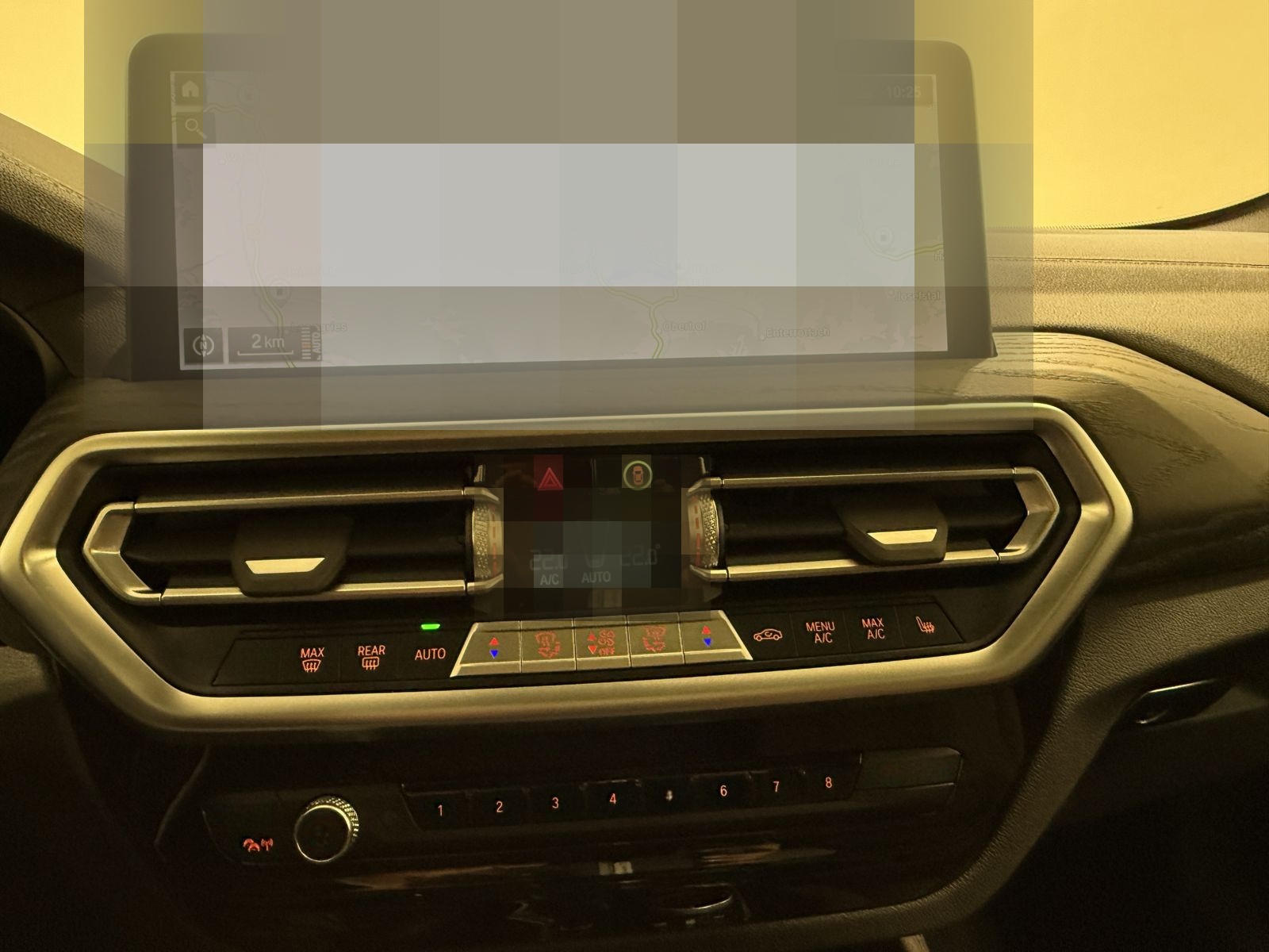 BMW X4 M40d Standhzg AHK ACC RFK Pano HUD HiFi foto 14