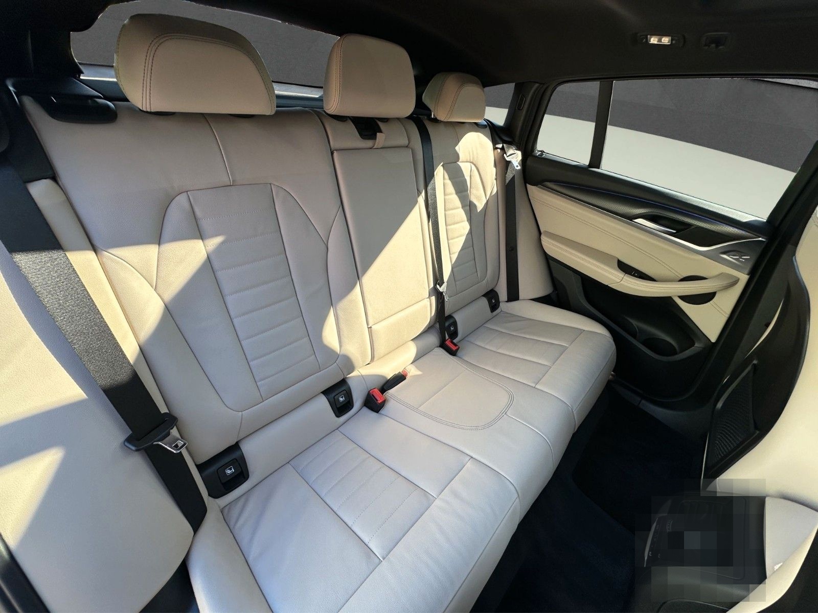 BMW X4 xDrive 20 d M Sport Laser Pano HUD RFK AHK foto 13