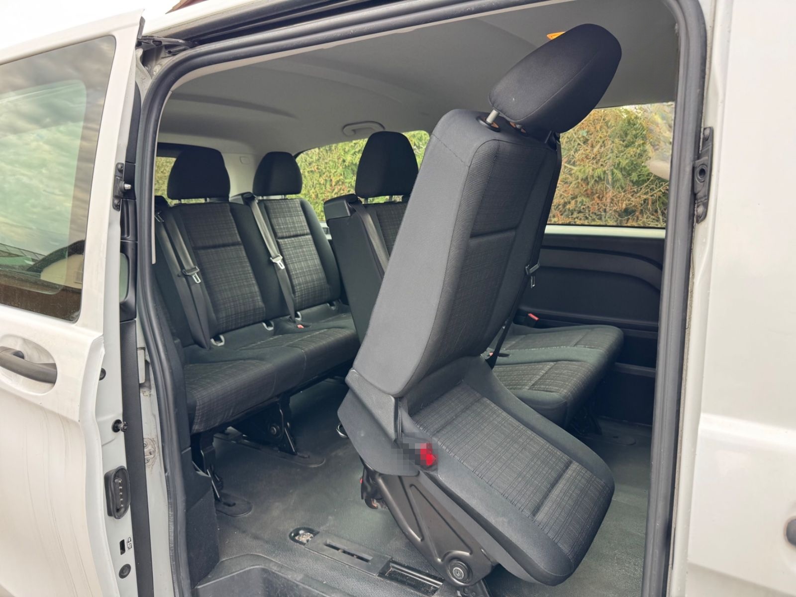 Mercedes-Benz Vito Tourer 109 CDI Pro FWD lang 9Sitzer+1Hand! foto 18