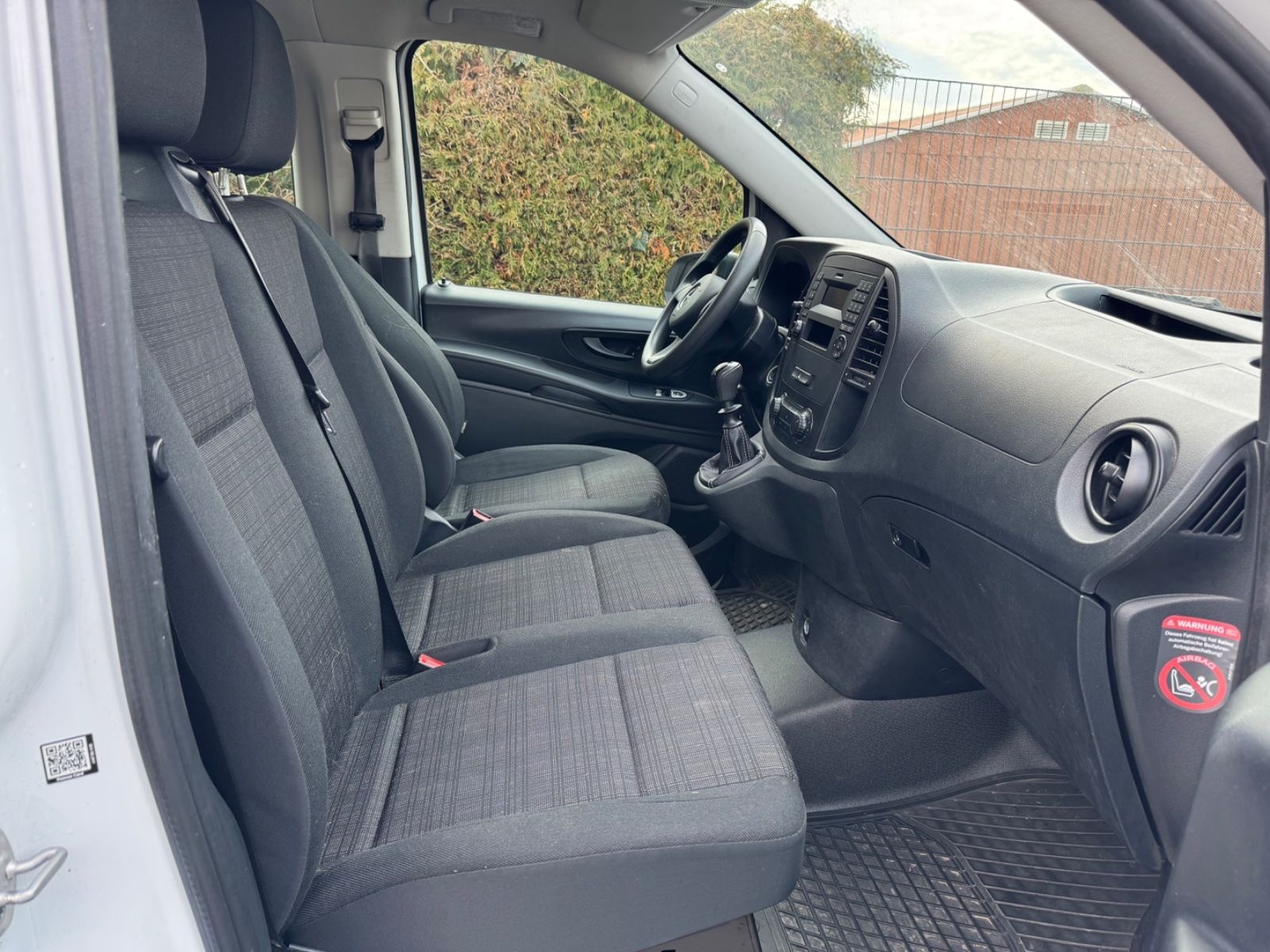 Mercedes-Benz Vito Tourer 109 CDI Pro FWD lang 9Sitzer+1Hand! foto 21