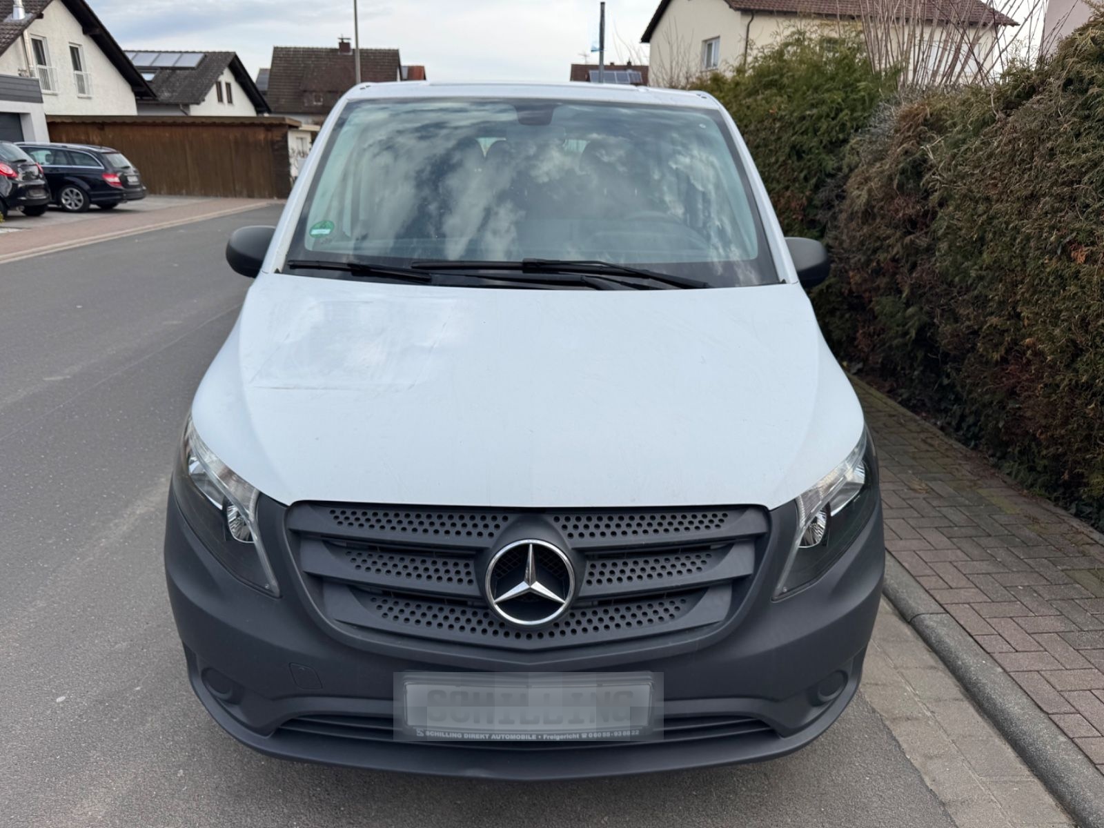 Mercedes-Benz Vito Tourer 109 CDI Pro FWD lang 9Sitzer+1Hand! foto 4
