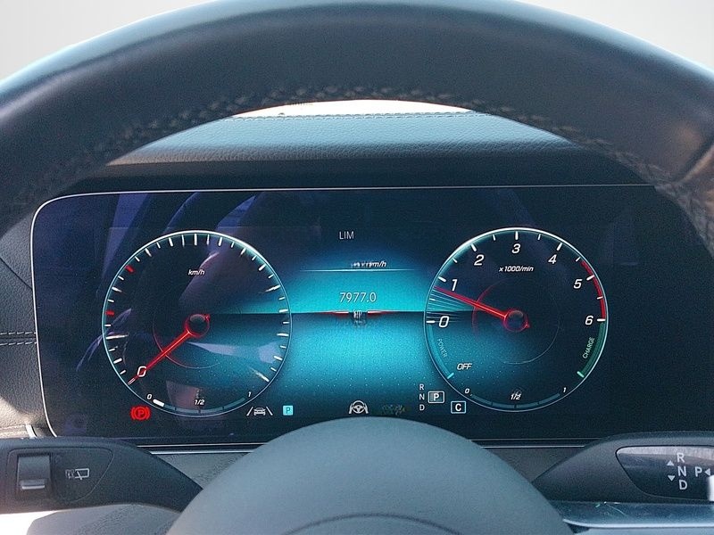 Mercedes-Benz E 300 T de 4M AMG DISTRO HUD 360 BURMESTER NIGHT foto 14