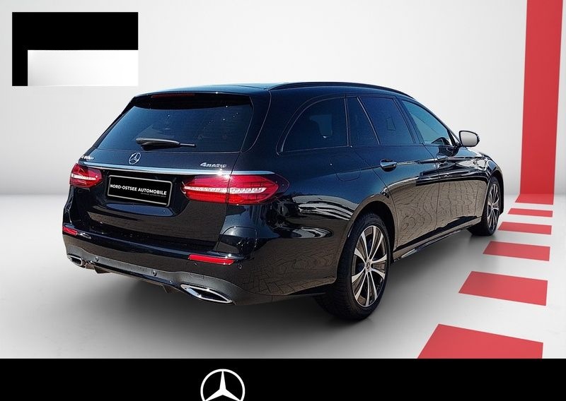 Mercedes-Benz E 300 T de 4M AMG DISTRO HUD 360 BURMESTER NIGHT foto 4