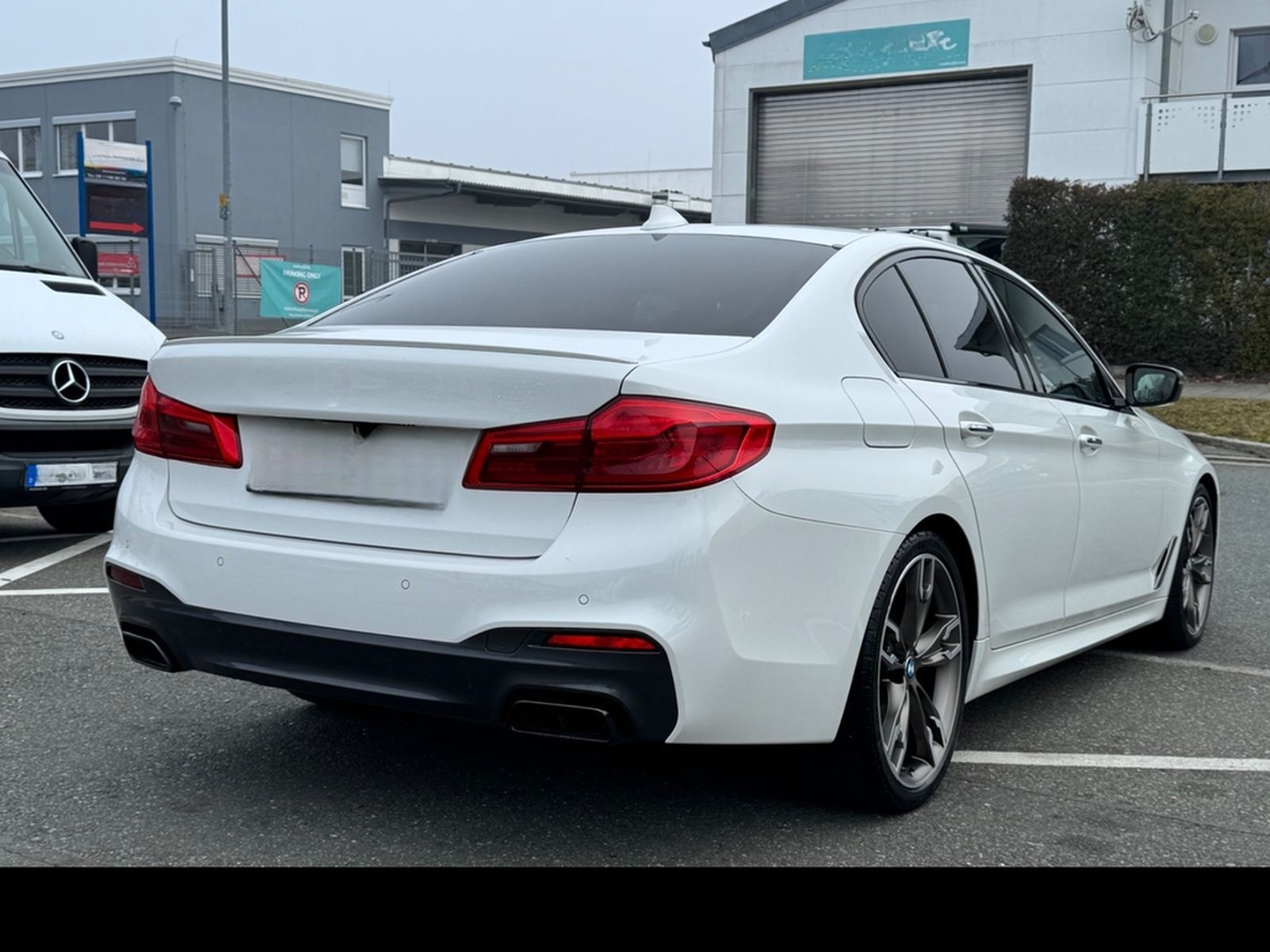 BMW M550 i xDrive*ACC*HEAD-UP*SOFT-CLOSE*H&K*360°K foto 4