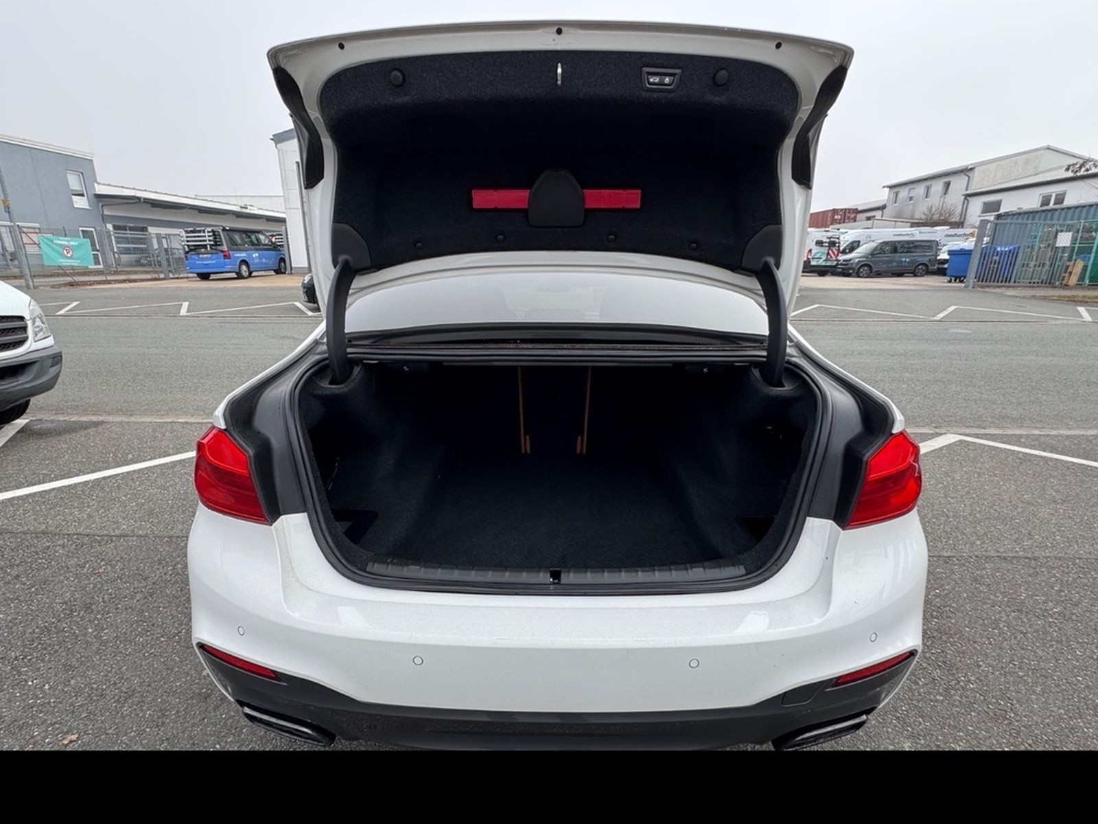 BMW M550 i xDrive*ACC*HEAD-UP*SOFT-CLOSE*H&K*360°K foto 38