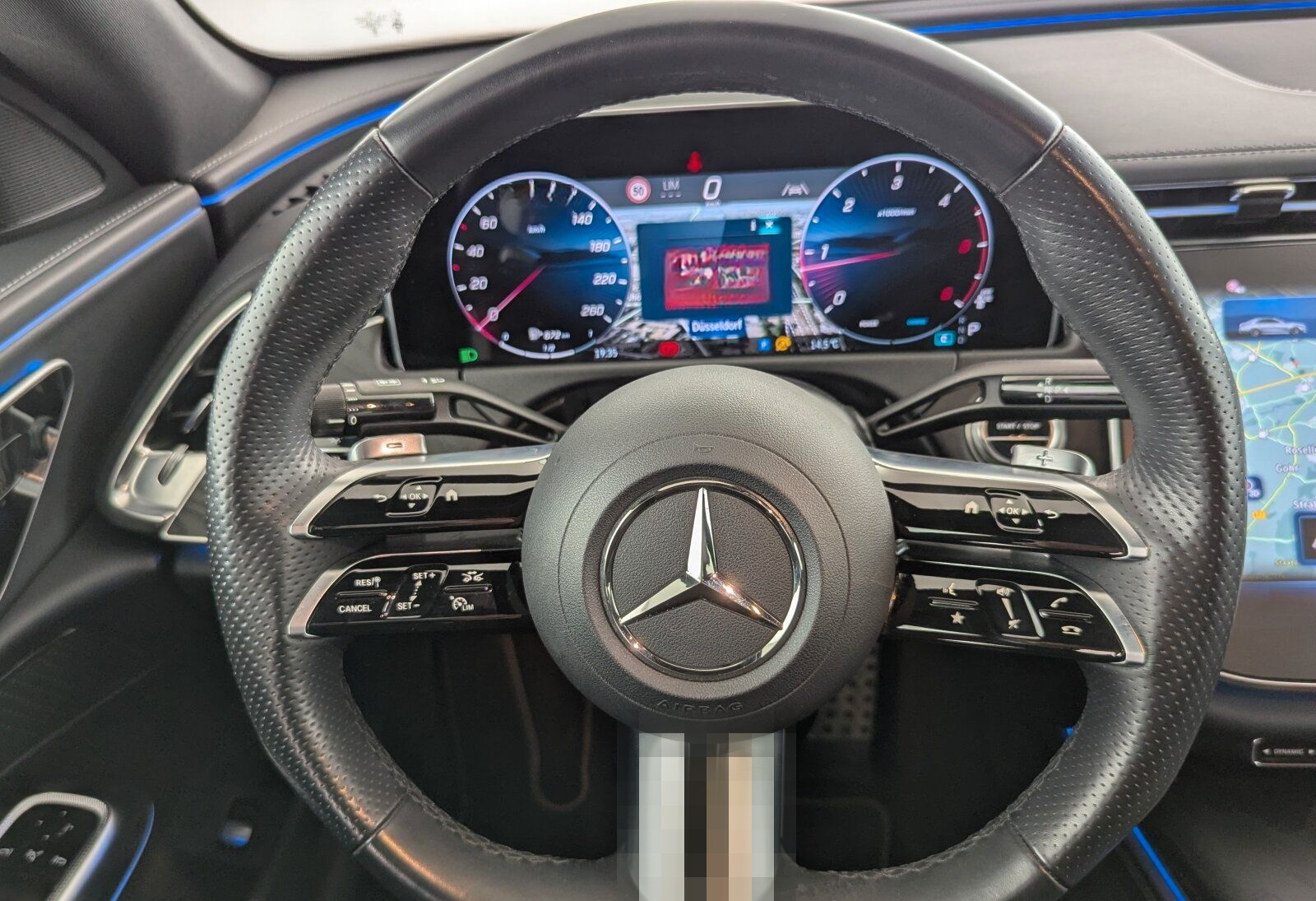 Mercedes-Benz E 220 d AMG Line Advanced LED+NAVI+RFK+SHZ+ACC+ foto 18