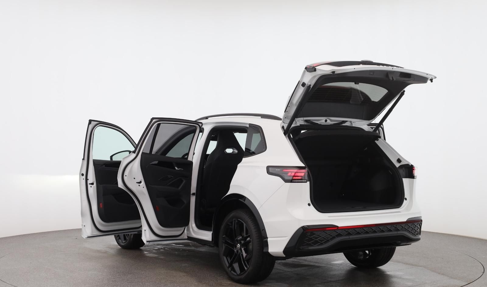 Volkswagen Tiguan R-Line eTSI DSG foto 11