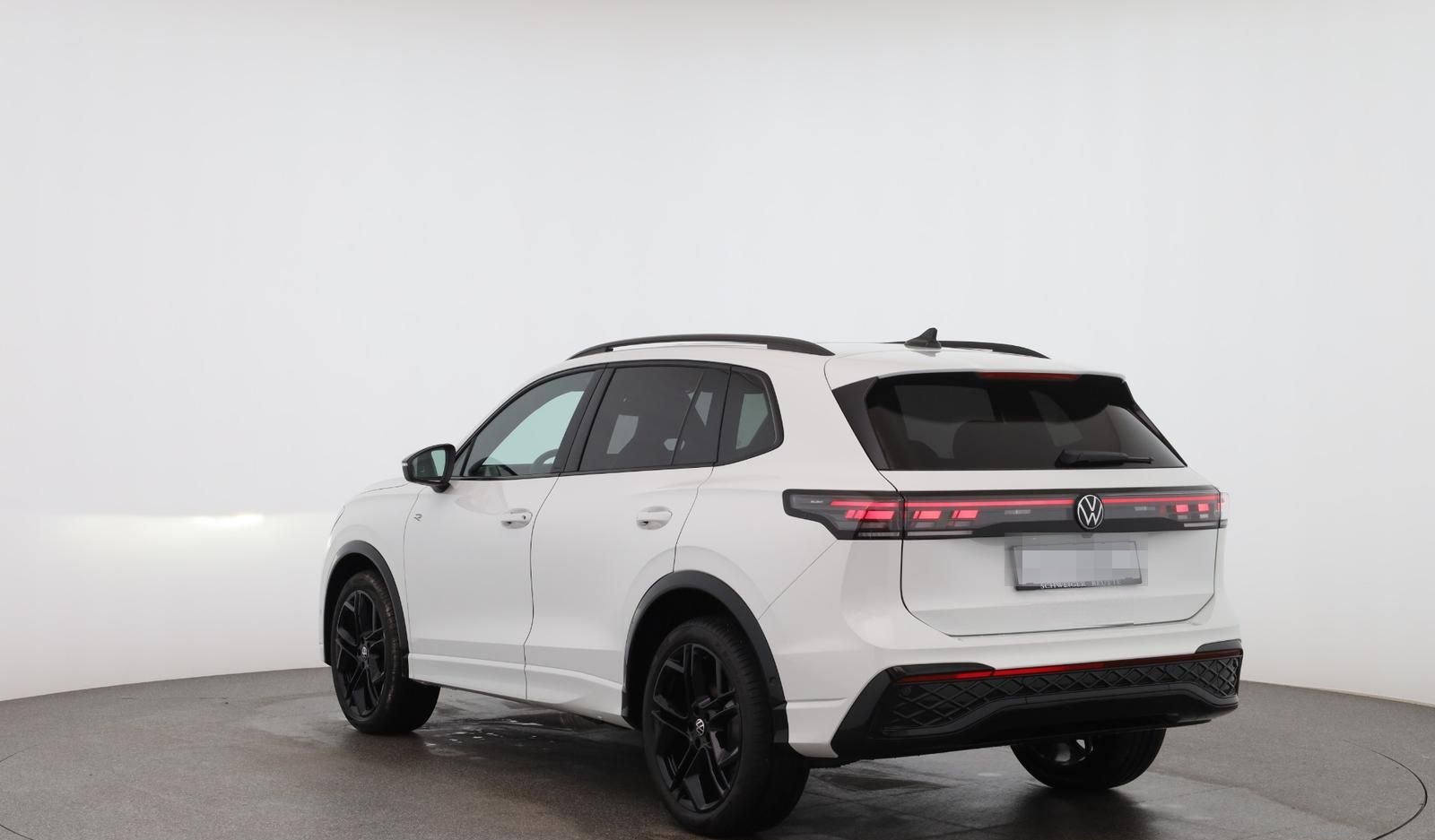 Volkswagen Tiguan R-Line eTSI DSG foto 3
