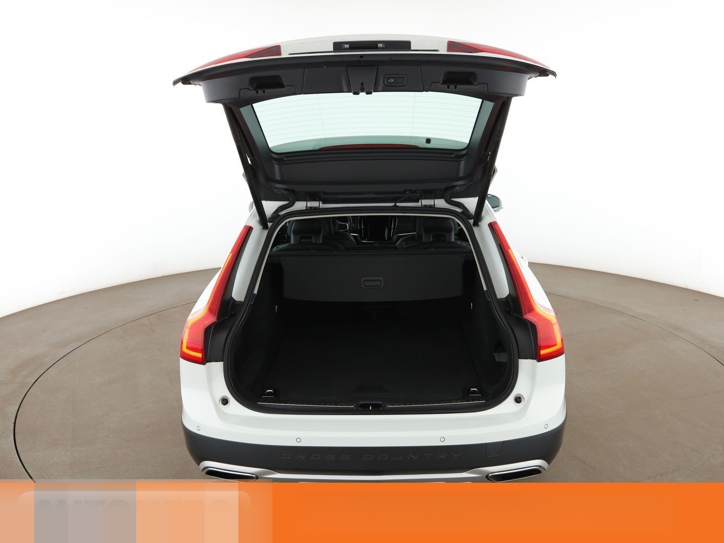 Volvo V90 Cross Country 2.0 D4 AWD Aut.*NAV*LED*ACC*SH foto 17