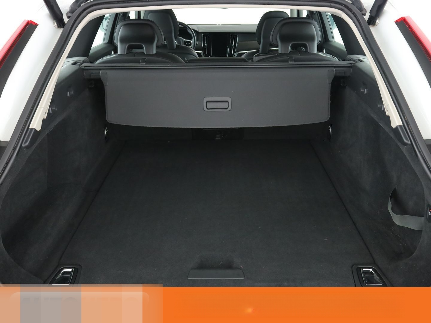 Volvo V90 Cross Country 2.0 D4 AWD Aut.*NAV*LED*ACC*SH foto 18