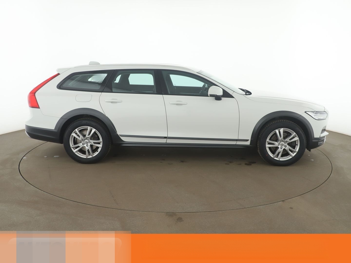 Volvo V90 Cross Country 2.0 D4 AWD Aut.*NAV*LED*ACC*SH foto 7