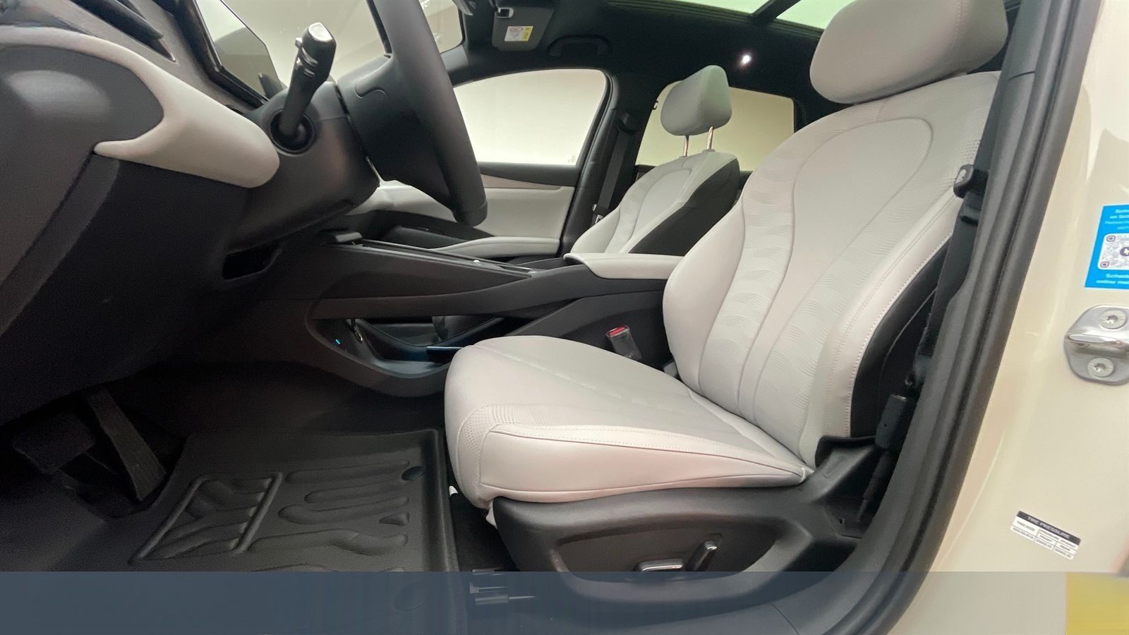 BYD Seal Seal 6 DM-i Tou Comfort SkyLou,Navi,eSD,Pan foto 4