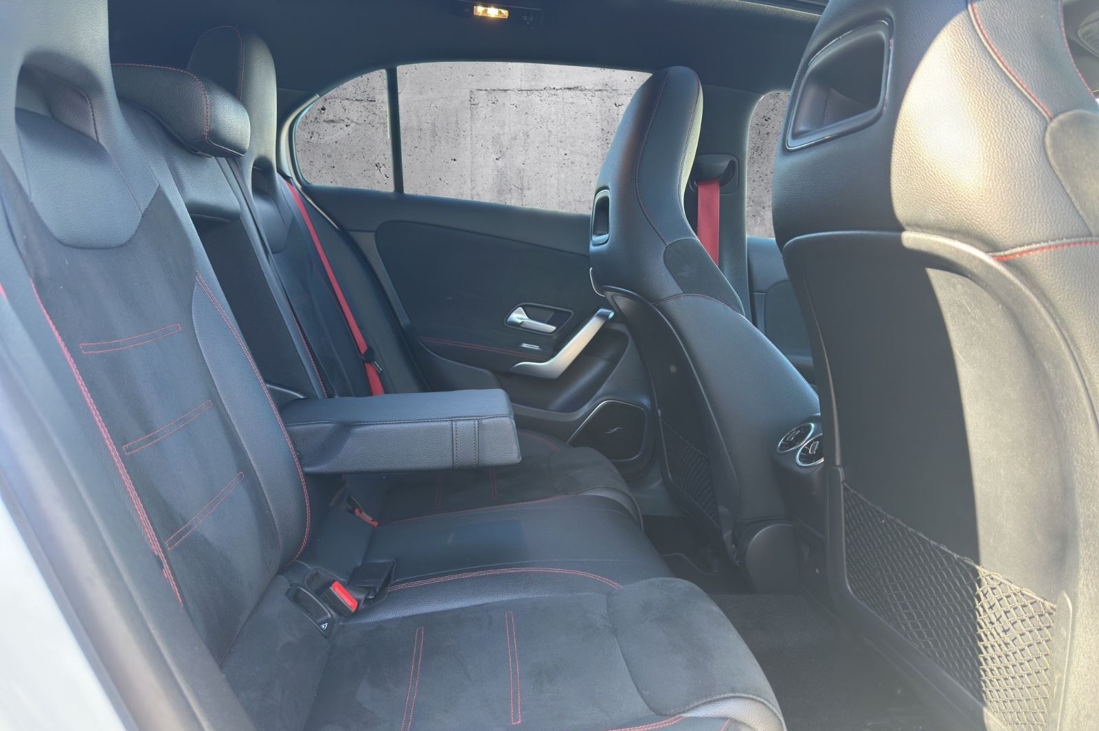 Mercedes-Benz A 45 S AMG 4Matic Aerodynamik-Paket! foto 12