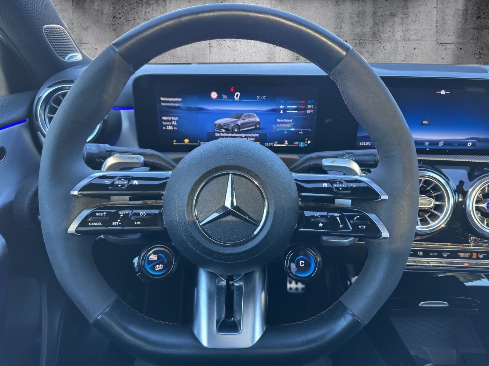 Mercedes-Benz A 45 S AMG 4Matic Aerodynamik-Paket! foto 13
