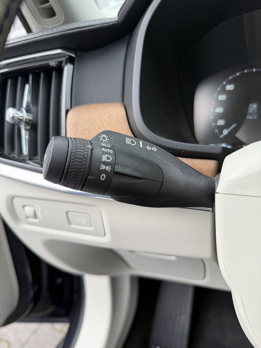 Volvo V90 Pano/ Automatik/ Tempom foto 16