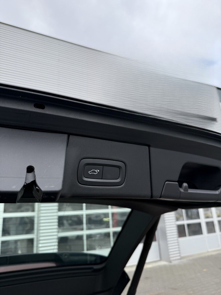 Volvo V90 Pano/ Automatik/ Tempom foto 22