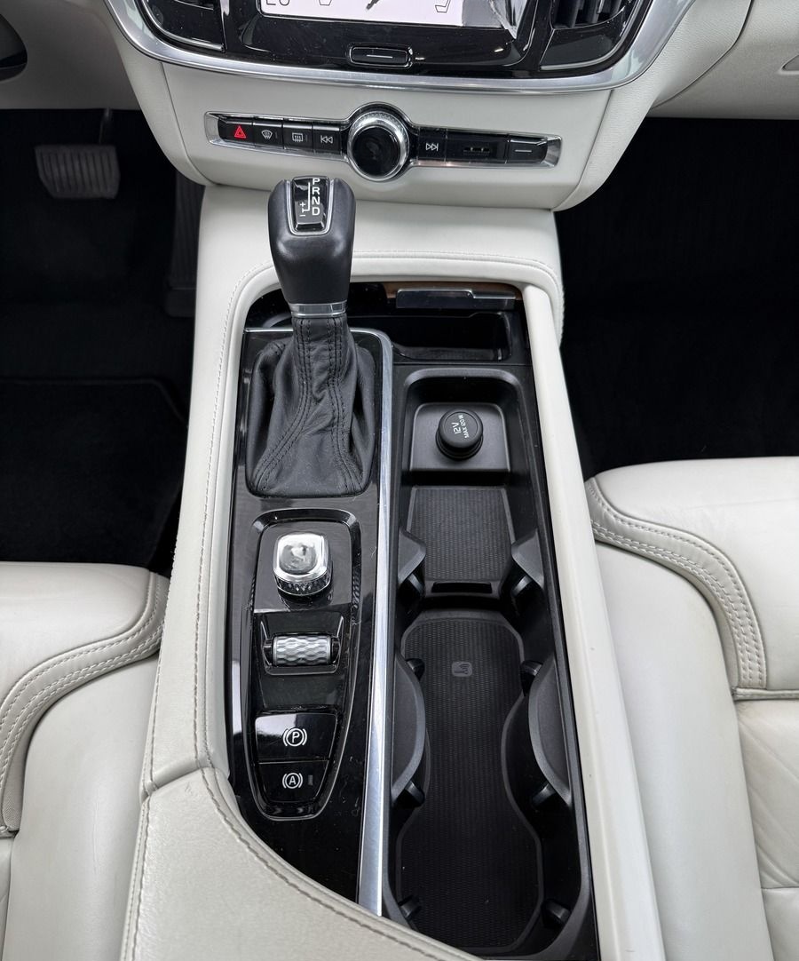 Volvo V90 Pano/ Automatik/ Tempom foto 9