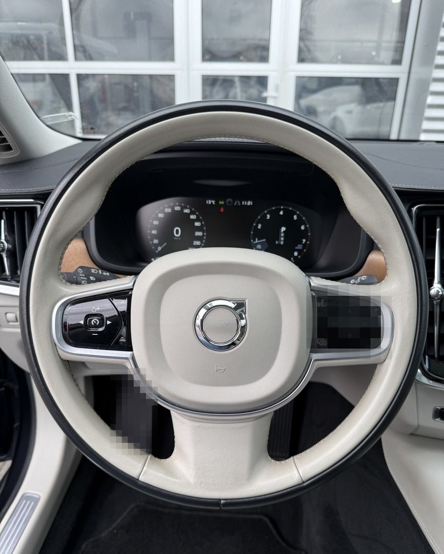 Volvo V90 Pano/ Automatik/ Tempom foto 10