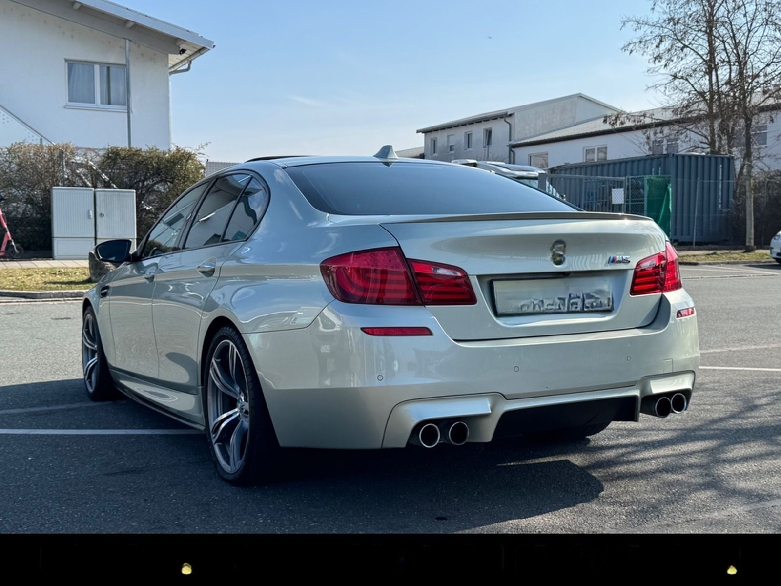 BMW M5 Individual*HEAD-UP*SOFT-CLOSE*GSD*NAVI*CARBON foto 3