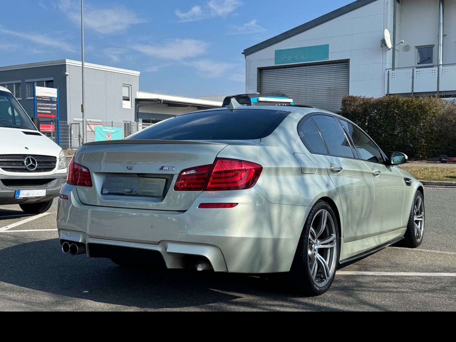 BMW M5 Individual*HEAD-UP*SOFT-CLOSE*GSD*NAVI*CARBON foto 4