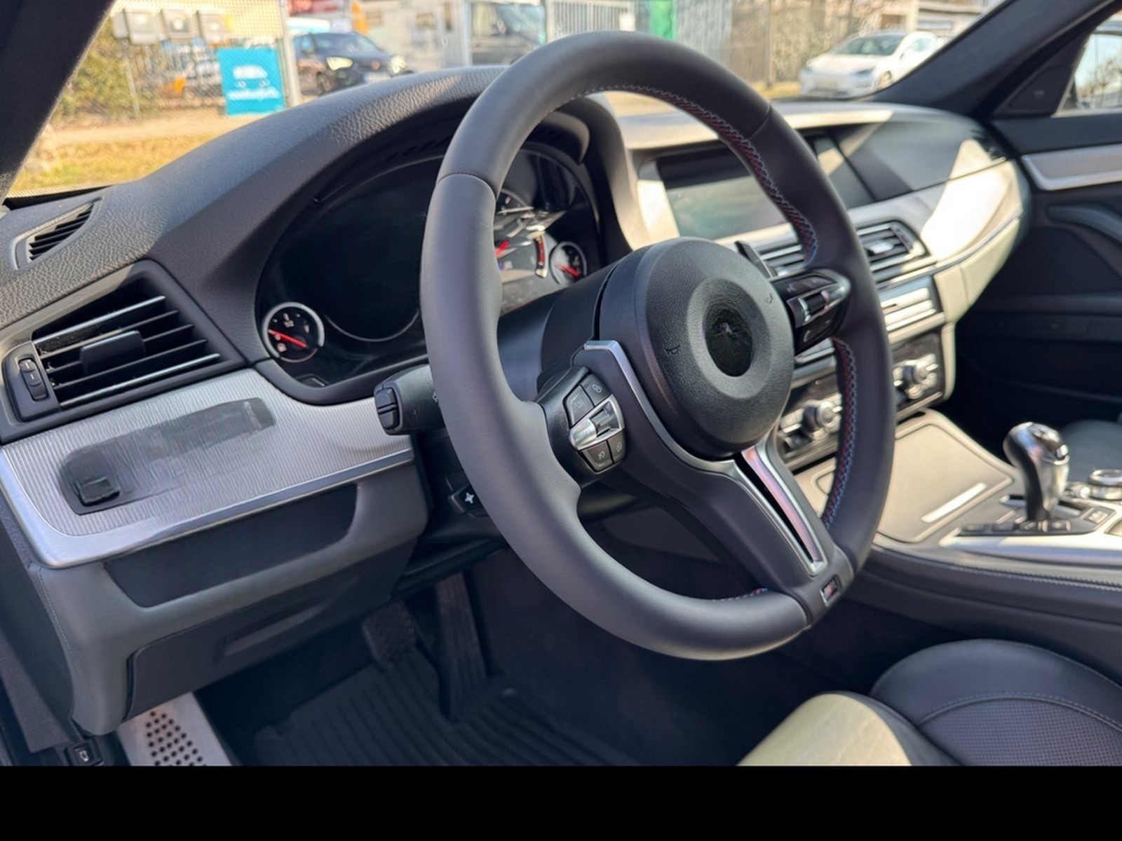 BMW M5 Individual*HEAD-UP*SOFT-CLOSE*GSD*NAVI*CARBON foto 31