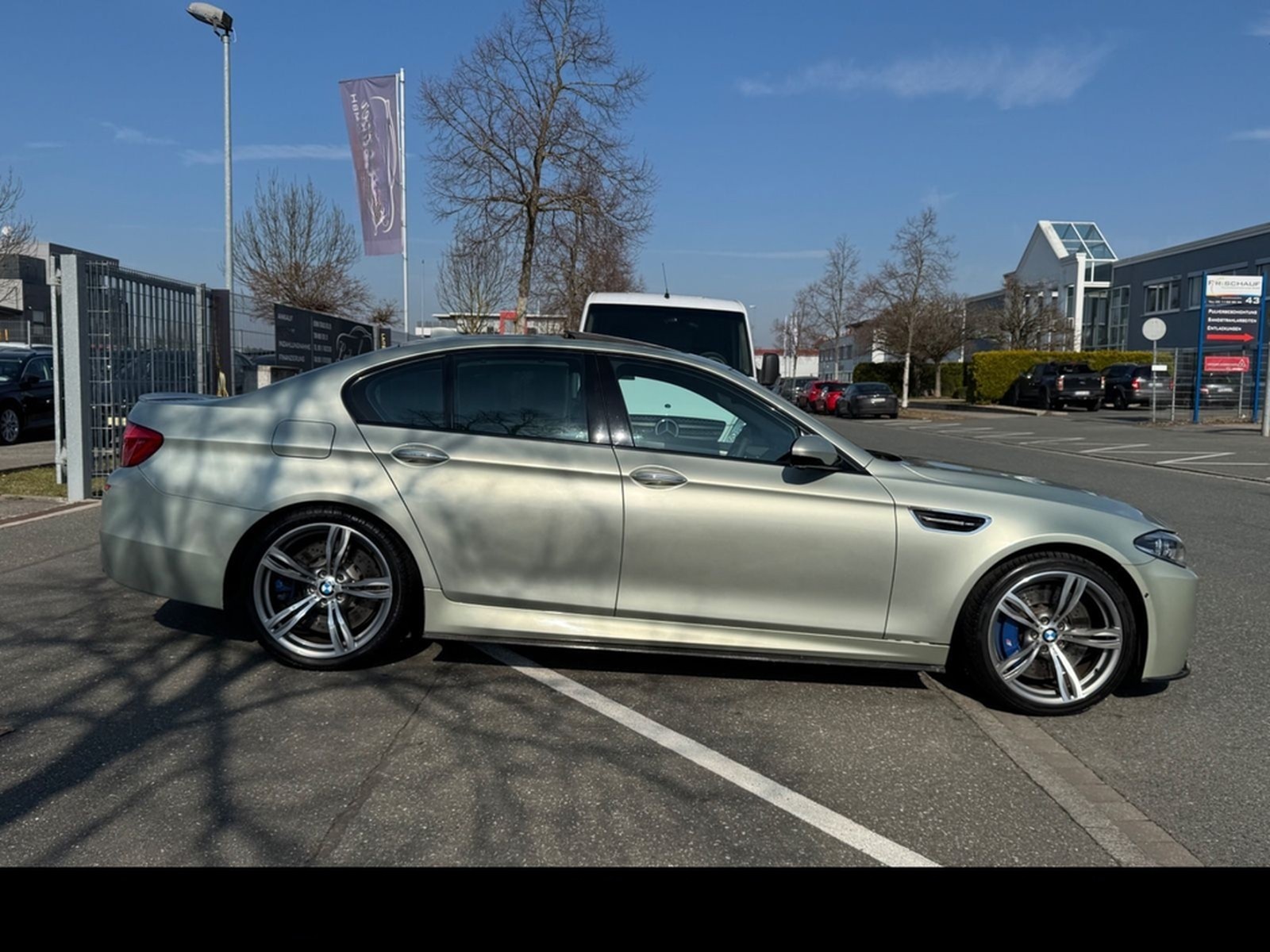 BMW M5 Individual*HEAD-UP*SOFT-CLOSE*GSD*NAVI*CARBON foto 5